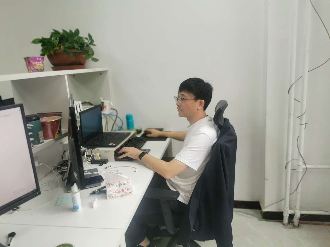 【国庆坚守，此刻我在岗】菲律宾亚星人全力备战今冬供暖（二）(图3)