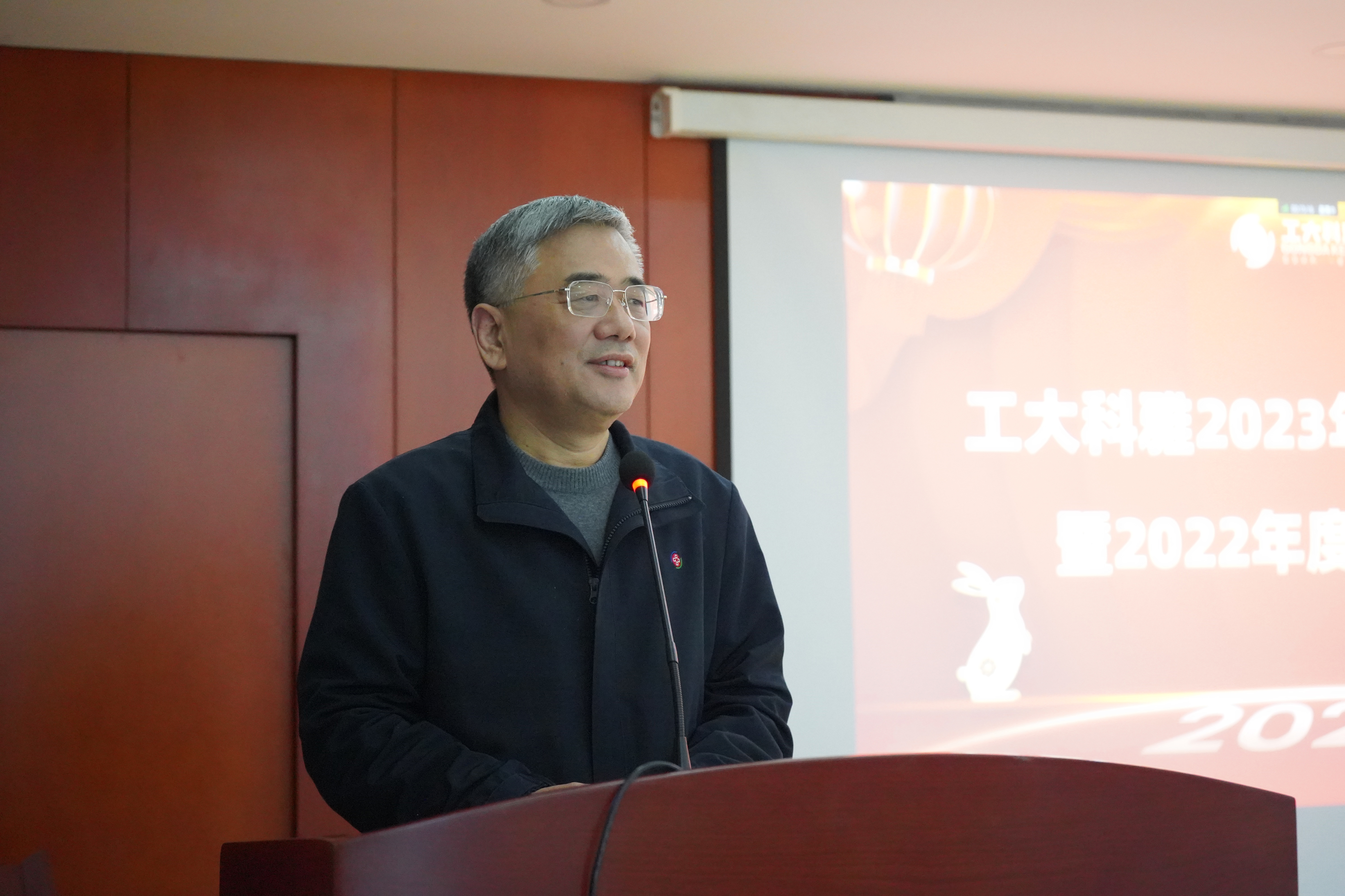 楷模力量丨菲律宾亚星2022年度赞美大会成功进行！(图1)